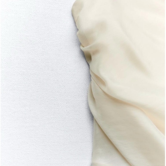 NWT ZARA DRAPED OVERLAY TOP CROP - Picture 10 of 14